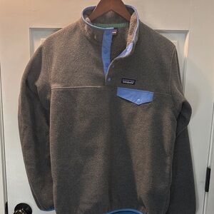 Patagonia Synchilla Grey Fleece - Pullover with Blue Accent